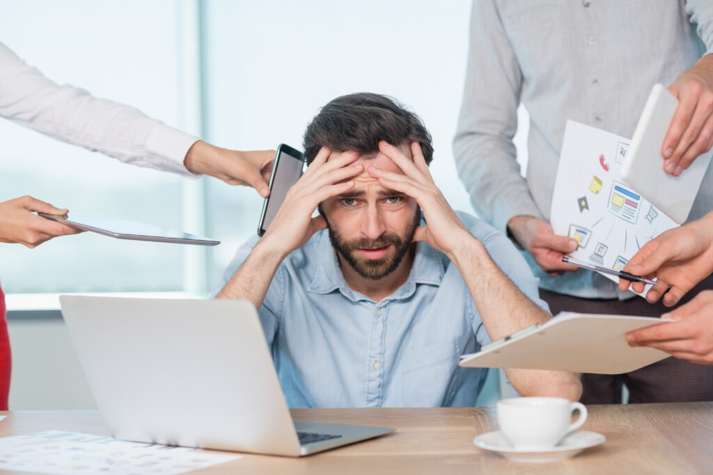 A sales trainer without the right sales mindset